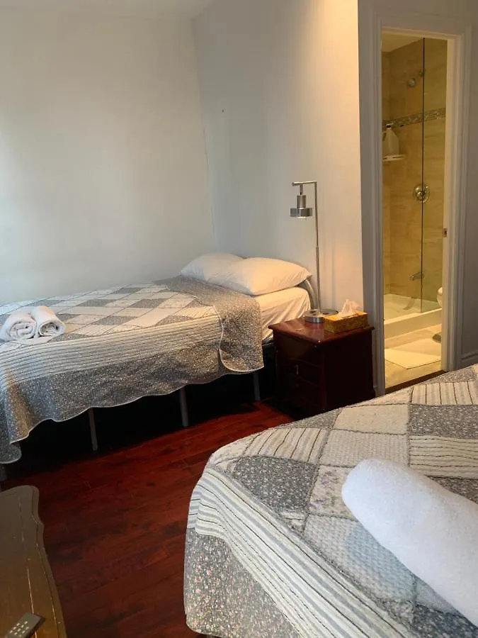 Park Inn Toronto Guest house