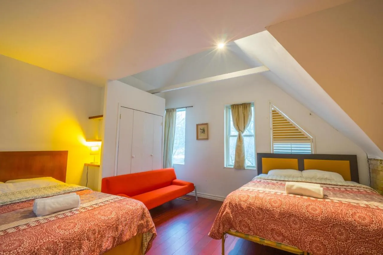 Park Inn Toronto Guest house